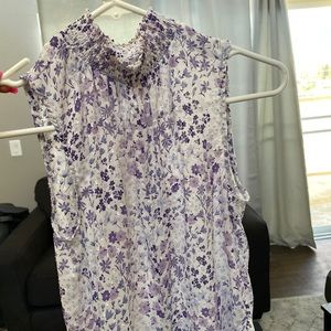 White flowers summer top